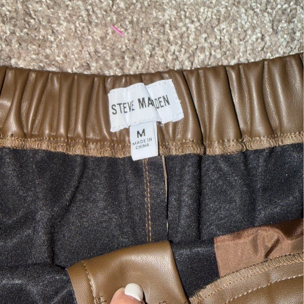 NWOT Steve Madden high wasted faux leather shorts women's size medium - Picture 6 of 10